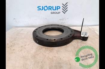 New Holland M135 LEFT Brake housing, Rear Transmission