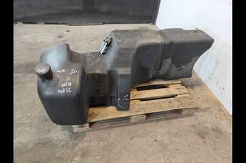 salg af Dieseltank New Holland M135