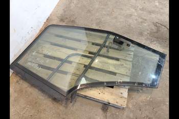 salg af New Holland M135 RIGHT Doors