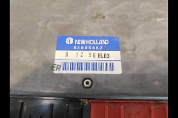 salg af New Holland M135  ECU Lift