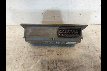 salg af New Holland M135  ECU