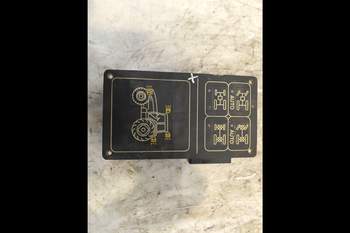 salg af New Holland M135  ECU