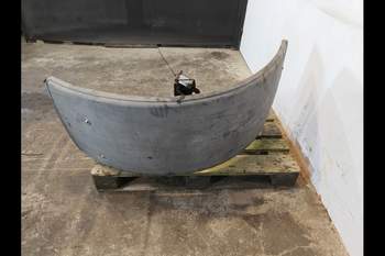salg af New Holland M135 LEFT Front Fender