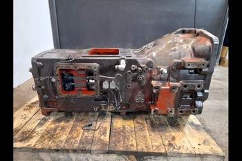 salg af New Holland M135  Transmission