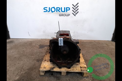 salg af New Holland M135  Transmission