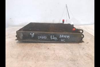 salg af New Holland M135  Condenser