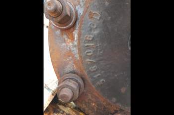 salg af New Holland M135 RIGHT Rear Half Axle