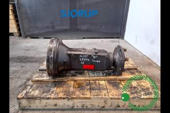 New Holland M135 RIGHT Rear Half Axle