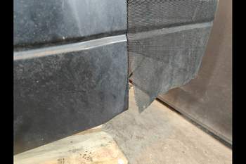 salg af New Holland M135  Engine Hood
