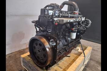 salg af New Holland M135  Engine