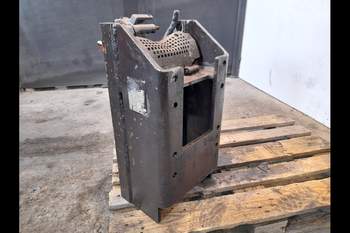 salg af New Holland M135  Pick Up Hitch