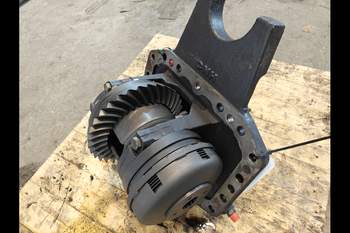 salg af KPL. Differentiale New Holland T7.300