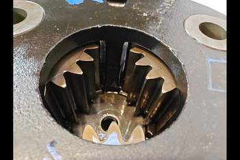 salg af New Holland T7.300 LEFT Rear axle planetary gear