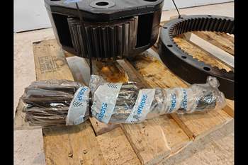 salg af New Holland T7.300 LEFT Rear axle planetary gear