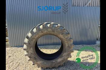 Massey Ferguson 6290 RIGHT Tire