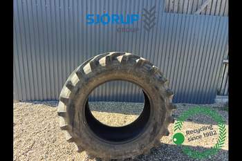 Massey Ferguson 6290 LEFT Tire