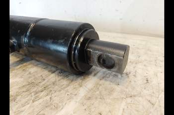 salg af Massey Ferguson 6290 RIGHT Lift Cylinder