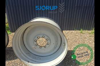 Steyr CVT 130 LEFT Rear Rim