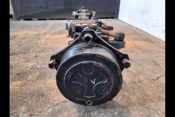 salg af Foraksel Steyr CVT 130