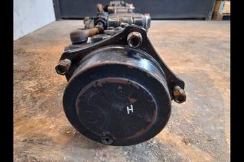 salg af Foraksel Steyr CVT 130