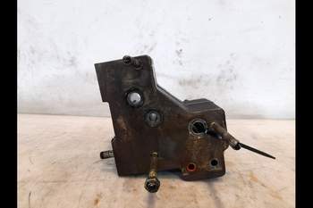 salg af Steyr CVT 130  Hydraulic Valve support