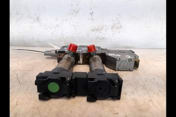 salg af Steyr CVT 130  Remote control valve