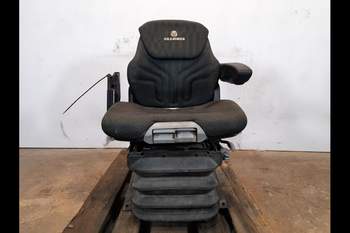 salg af Steyr CVT 130  Seat