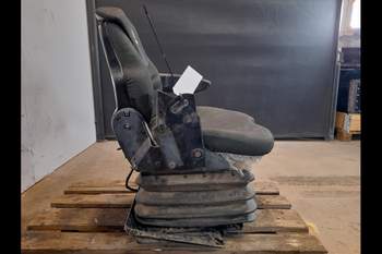 salg af Steyr CVT 130  Seat