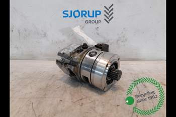 Steyr CVT 130  Hydraulic Pump
