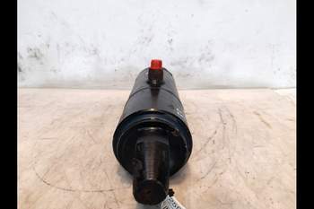 salg af Steyr CVT 130 RIGHT Lift Cylinder