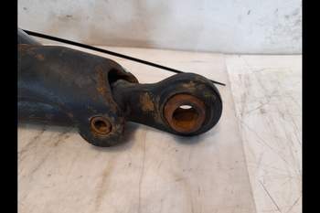 salg af Lyftstabilisator Steyr CVT 130 VÄNSTER