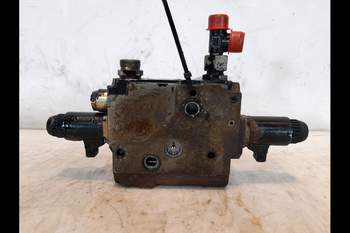salg af Steyr CVT 130  Hydraulic lift valve
