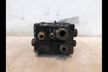 salg af Steyr CVT 130  Priority valve