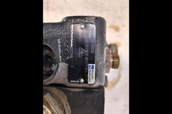 salg af Steyr CVT 130  Priority valve