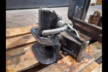 salg af Steyr CVT 130  Pick Up Hitch