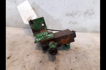 salg af Hydraulisch bremse ventil John Deere 6600 