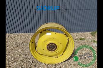 Bakfälg John Deere 6600 VÄNSTER