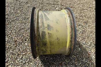 salg af John Deere 6600 RIGHT Front Rim