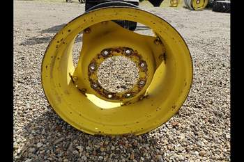 salg af John Deere 6600 RIGHT Front Rim