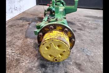 salg af Framaxlar John Deere 6600 