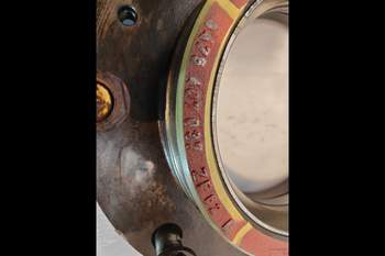 salg af John Deere 6600 RIGHT Front axle hub