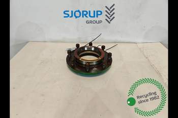 Vorderachsnabe John Deere 6600 RECHT Vorderachsnabe John Deere 6600 RECHT