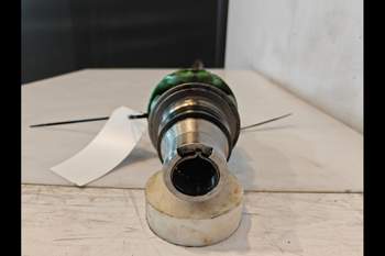 salg af John Deere 6600 RIGHT Front Axle, Articulated shaft