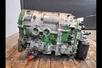 salg af John Deere 6600  Transmission