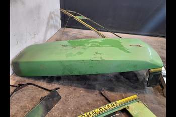 salg af Motorhjelm John Deere 6600 