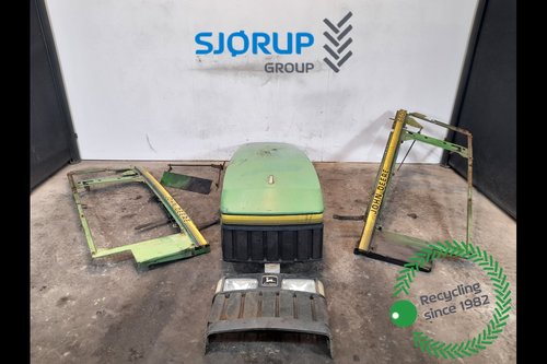 salg af Motorhjelm John Deere 6600 