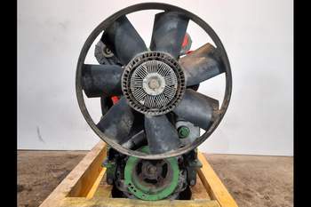 salg af John Deere 6600  Engine