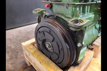 salg af John Deere 6600  Engine