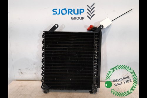salg af John Deere 6600  Oil Cooler
