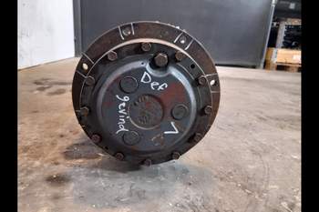 salg af New Holland 8160  Disassembled front axle